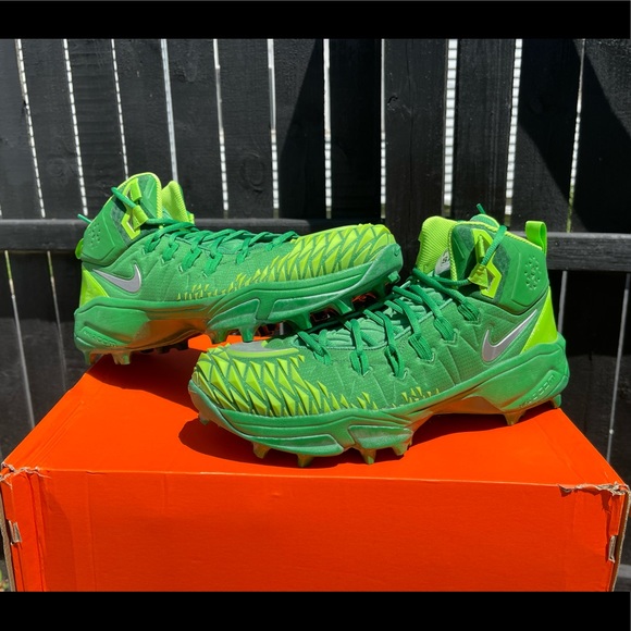 size 13 nike football cleats